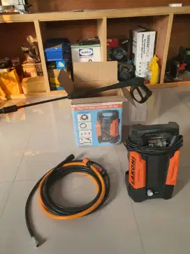 Jet cleaner Lakoni