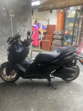 XMAX HITAM 2023 LOW KM