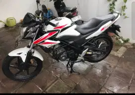 Dijual cepat motor cb150R surat Lengkap.