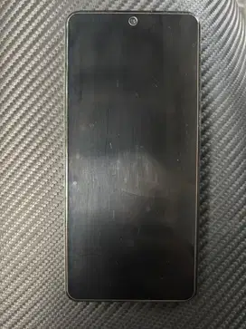 Xiomi Pocophone F4
