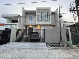 MANYAR Lebar 10 ‼️ Rumah Lantai Bangunan Baru Gress