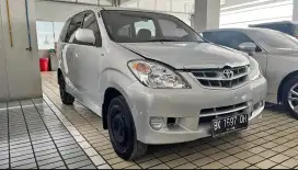 TOYOTA AVANZA 1.3 E M/T