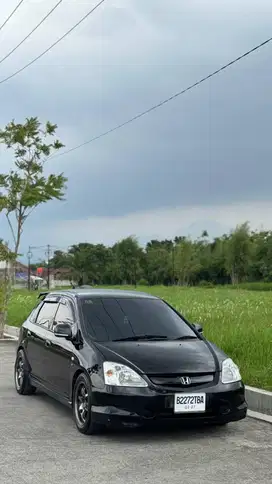 Honda Civic VI Hatchback 2002 hitam