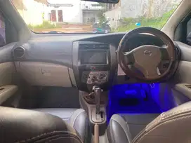Mobil livina XR tahun 2010