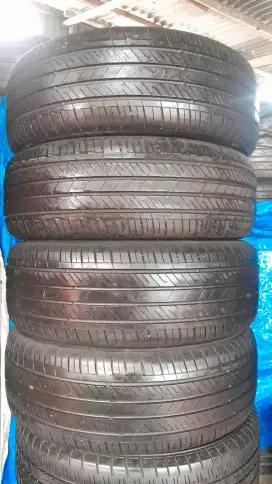 Ban copotan kia Kumho Solus 215/60 R17 90% 2021..4pcs