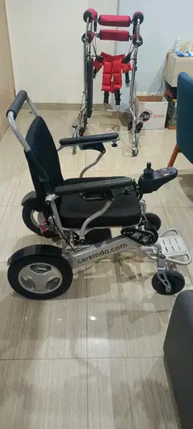 Kursi Roda Electric Careindo - Tipe Tertinggi