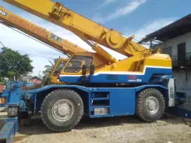 Dijual Mobile Crane 25 Ton