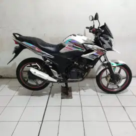 CB150R 2015 Bagus Lengkap Mesin Cakep
