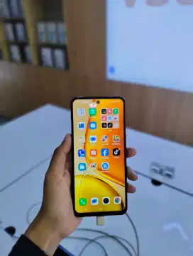 Kredit Hp Vivo Y29 8 256