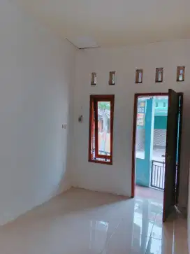 Rumah Sejuk, Murah, Aman, Bersih, Bebas Banjir Tengger Sby Barat