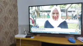 Jual SMART TV 43 INCH UHD LG LENGKAP MURAH BELUM 5 TAHUN