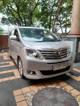 Toyota Alphard G 2.4 AT 2012