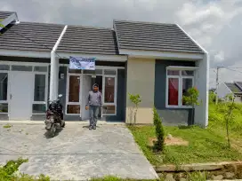 Over kredit Suropati jalan utama
