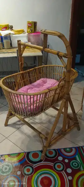 Ayunan Rotan Bayi