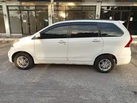 Daihatsu Xenia 2011 Bensin