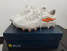 Sepatu Bola Mills Astro Vizare Elite