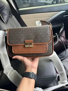 Jual tas Mk bradshaw original