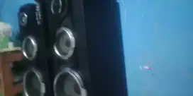 Speker aktif merk politron.. Masih mulus