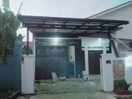 Kanopi baja ringan