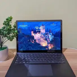 Laptop Microsoft Surface Laptop 3 like Macbook