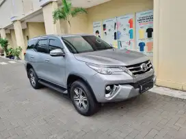 KM 40 RB! TOYOTA FORTUNER G MANUAL DIESEL 2017 FULL ORI SOLAR ISTIMEWA