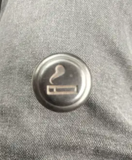 Pemantik rokok mobil