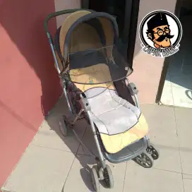 KERETA BAYI / BABY STROLLER MERK BABY DOES
