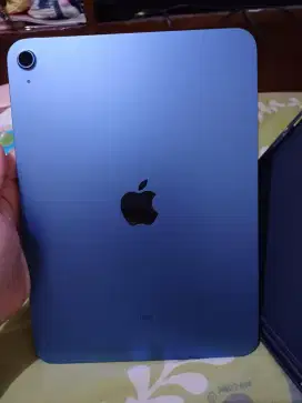 Apple gen 10th 64GB