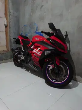 Dijual motor ninja 250R bekas