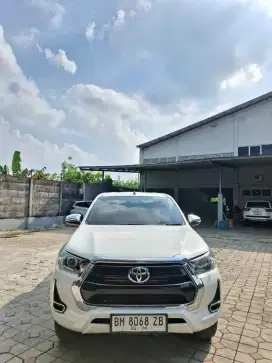 Hilux DC 2023 G diesel manual. Km 66rb