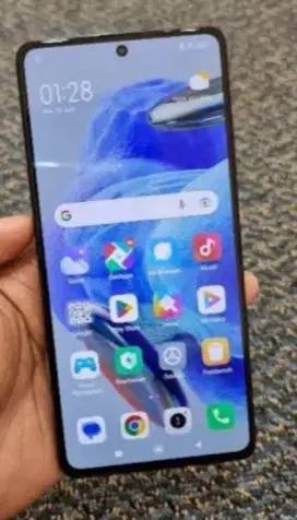 REDMI NOTE 12 (RAM 8+4/128)