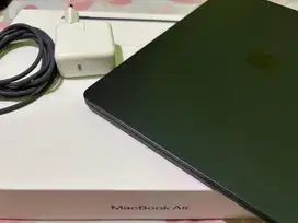 Macbook Air M2 8GB-256GB