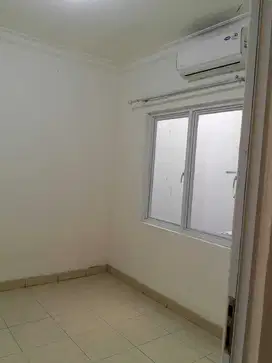 DIJUAL TOWNHOUSE CITY RESORT SEMIFURNISHED RAPI BAGUS