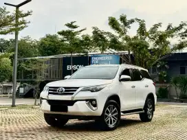 Bagus Low KM! Fortuner VRZ 2018 AT Matic B Jakarta Tgn1 Istimewa Asli