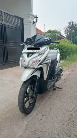 Honda Vario 125 tahun 2014 KZR CBS ISS tpe tertinggi mulus pajak hidup