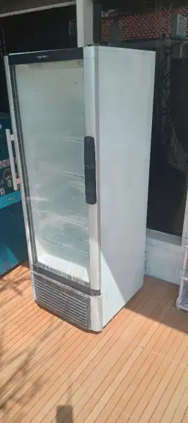 Dijual showcase polytron