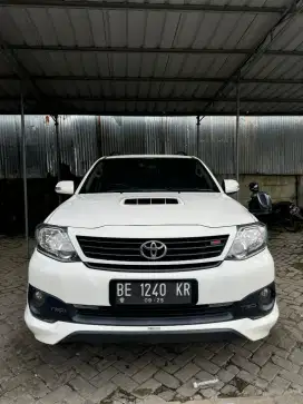 FORTUNER G VNT MATIC DIESEL 2015