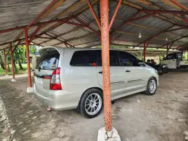 Innova Diesel 2.5 Matic, full modif