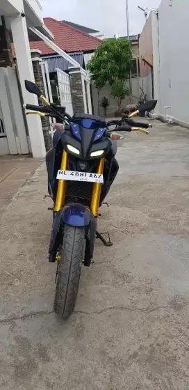 Dijual yamaha mt15 kilometer baru 7ribuan
