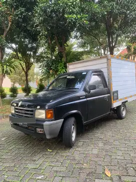 Isuzu Panther box 2005 Diesel
