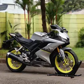 YAMAHA YZF R15 V3 SILVER 2021 KM 6K PAJAK ON PANJANG