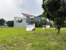Tanah Kav 300 m2 (12x25) di Casamora Hills Jagakarsa Jakarta