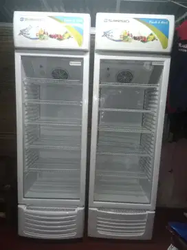Di jual 2 unit Showcase pendingin minuman merk SANSIO JUMBO SIAP PAKE