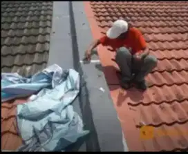 Perbaikan atap bocor,renovasi rumah dll
