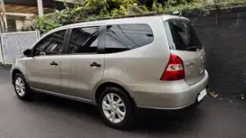 Nissan Livina 2011 Bensin