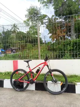 Dijual Sepeda MTB THRILL FERVENT - Mulus No Minus!