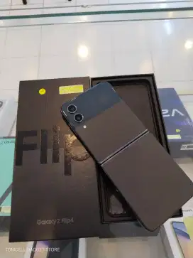 SAMSUNG Z FLIP 4 8/256 LENGKAP NORMAL MULUS