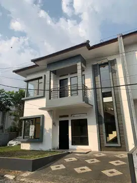Disewakan dan dijual rumah di Cluster Soekarno Hatta