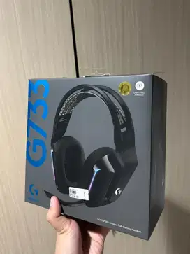 Logitech G733 wireless gaming headset