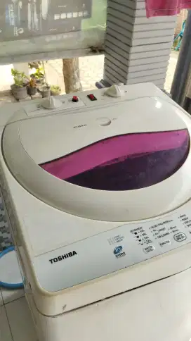 Mesin cuci Toshiba